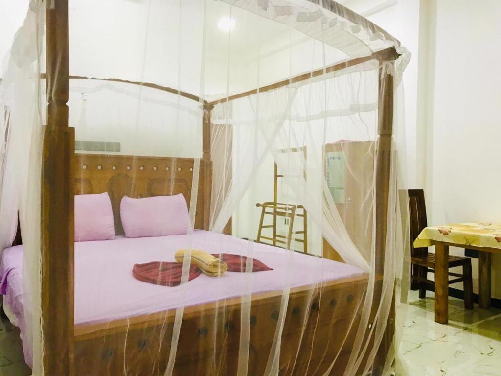 Green Jade Inn Мирисса Экстерьер фото